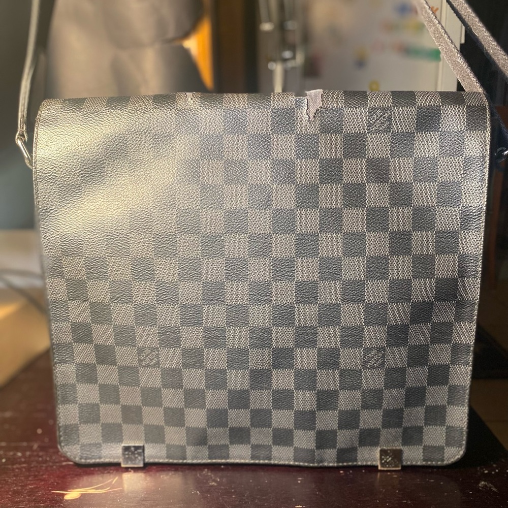 Louis Vuitton Monogram Messenger Bag